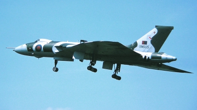 Photo ID 33214 by Arie van Groen. UK Air Force Avro 698 Vulcan B2, XM605