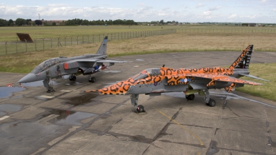 Photo ID 3927 by Tom Gibbons. UK Air Force Sepecat Jaguar GR3A, XX119