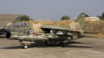 Photo ID 33503 by Chris Lofting. Greece Air Force LTV Aerospace A 7H Corsair II, 159954