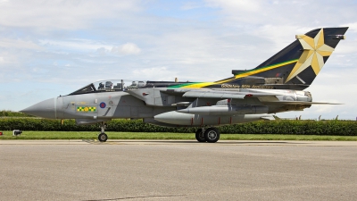 Photo ID 3997 by David Marshall. UK Air Force Panavia Tornado GR4, ZA564