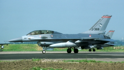 Photo ID 34241 by Joop de Groot. Netherlands Air Force General Dynamics F 16B Fighting Falcon, J 368