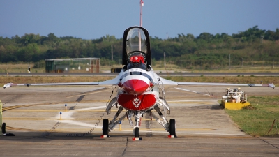 Photo ID 34289 by Angel Duran. USA Air Force General Dynamics F 16C Fighting Falcon, 92 3880