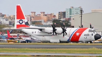 Photo ID 34538 by Félix Bahamonde - PR Planespotters. USA Coast Guard Lockheed Martin HC 130J Hercules L 382, 2005