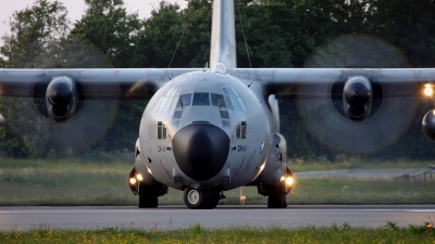 Photo ID 34769 by Piet Bouma. Belgium Air Force Lockheed C 130H Hercules L 382, CH 11