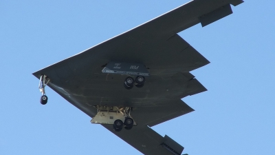 Photo ID 4148 by Jaysen F. Snow - Sterling Aerospace Photography. USA Air Force Northrop Grumman B 2A Spirit, 82 1069