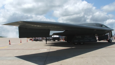 Photo ID 4151 by Jaysen F. Snow - Sterling Aerospace Photography. USA Air Force Northrop Grumman B 2A Spirit, 88 0331