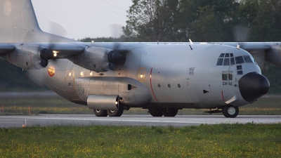 Photo ID 34938 by Piet Bouma. Belgium Air Force Lockheed C 130H Hercules L 382, CH 12