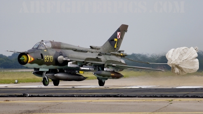 Photo ID 421 by Chris Lofting. Poland Air Force Sukhoi Su 22M4 Fitter K, 8310