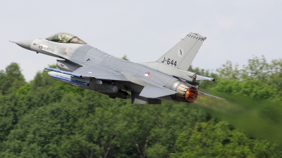 Photo ID 35429 by Walter Van Bel. Netherlands Air Force General Dynamics F 16AM Fighting Falcon, J 644