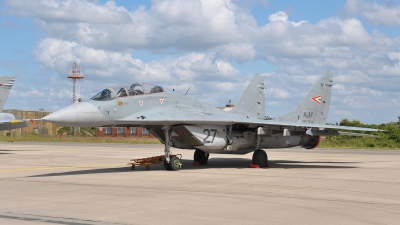 Photo ID 35606 by Lieuwe Hofstra. Hungary Air Force Mikoyan Gurevich MiG 29UB 9 51, 27