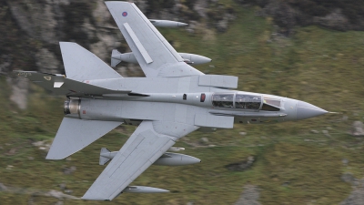Photo ID 35612 by Neil Bates. UK Air Force Panavia Tornado GR4A, ZA369