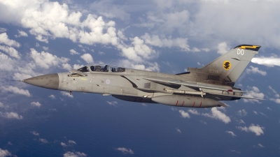 Photo ID 35584 by Chris Lofting. UK Air Force Panavia Tornado F3, ZE758