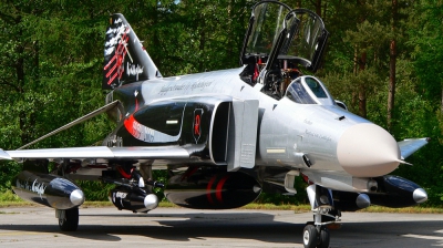 Photo ID 35757 by Markus Schrader. Germany Air Force McDonnell Douglas F 4F Phantom II, 37 03