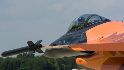 Photo ID 36056 by frank van de waardenburg. Netherlands Air Force General Dynamics F 16AM Fighting Falcon, J 015