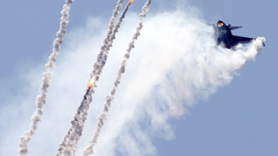 Photo ID 36979 by Walter Van Bel. Netherlands Air Force General Dynamics F 16AM Fighting Falcon, J 015