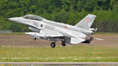 Photo ID 37036 by Sascha Hahn. Poland Air Force General Dynamics F 16D Fighting Falcon, 4083