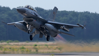 Photo ID 37052 by Tim Van den Boer. Belgium Air Force General Dynamics F 16BM Fighting Falcon, FB 09