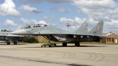 Photo ID 37064 by Walter Van Bel. Hungary Air Force Mikoyan Gurevich MiG 29UB 9 51, 27