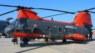 Photo ID 4593 by Michael Baldock. USA Marines Boeing Vertol CH 46D Sea Knight 107 II, 151948