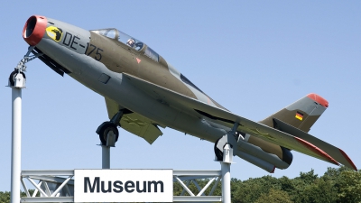 Photo ID 37845 by Jörg Pfeifer. Germany Air Force Republic F 84F Thunderstreak, DE 107