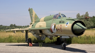 Photo ID 38042 by Chris Lofting. Hungary Air Force Mikoyan Gurevich MiG 21bis, 48