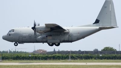Photo ID 38228 by Fabrizio Berni. Italy Air Force Lockheed Martin C 130J Hercules L 382, MM62184