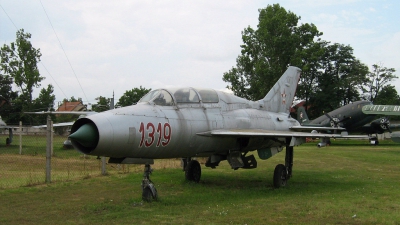 Photo ID 38426 by Péter Szentirmai. Hungary Air Force Mikoyan Gurevich MiG 21U 400, 1319
