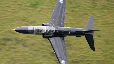 Photo ID 38716 by Paul Massey. UK Air Force British Aerospace Hawk T 1, XX185