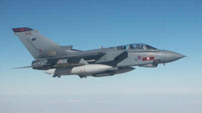 Photo ID 39185 by Tom Gibbons. UK Air Force Panavia Tornado GR4, ZA600