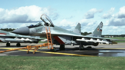 Photo ID 39309 by Tom Gibbons. Company Owned RSK MiG Mikoyan Gurevich MiG 29M 9 15, 156 BLUE