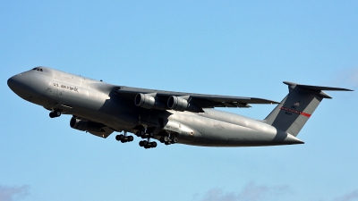 Photo ID 39637 by PAUL CALLAGHAN. USA Air Force Lockheed C 5A Galaxy L 500, 68 0217