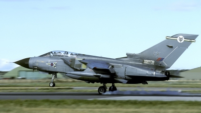 Photo ID 39579 by Joop de Groot. UK Air Force Panavia Tornado GR1, ZA491