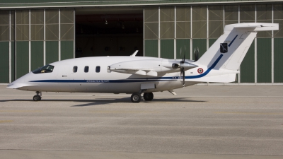 Photo ID 39608 by Roberto Bianchi. Italy Air Force Piaggio P 180AM Avanti, MM62164