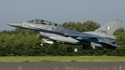 Photo ID 39804 by Klemens Hoevel. Netherlands Air Force General Dynamics F 16BM Fighting Falcon, J 649