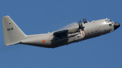 Photo ID 40282 by kristof stuer. Belgium Air Force Lockheed C 130H Hercules L 382, CH 13