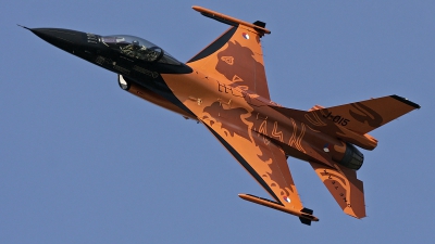 Photo ID 40549 by Robin Coenders / VORTEX-images. Netherlands Air Force General Dynamics F 16AM Fighting Falcon, J 015
