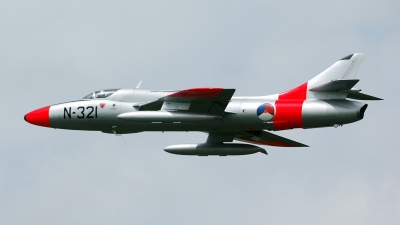 Photo ID 40901 by Joop de Groot. Private DHHF Dutch Hawker Hunter Foundation Hawker Hunter T8C, G BWGL