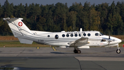 Photo ID 41087 by Günther Feniuk. Switzerland Air Force Beech Super King Air 350C B300C, T 721