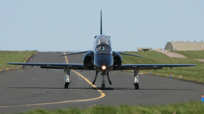 Photo ID 41607 by Paul Newbold. UK Air Force British Aerospace Hawk T 1A, XX200