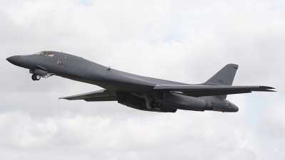 Photo ID 5102 by Craig Pelleymounter. USA Air Force Rockwell B 1B Lancer, 85 0090