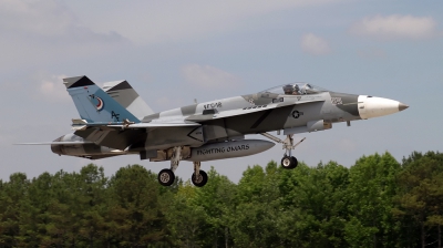 Photo ID 42332 by David F. Brown. USA Navy McDonnell Douglas F A 18A Hornet, 163161