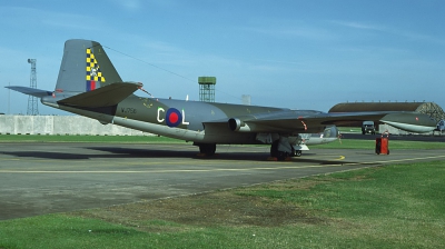 Photo ID 42487 by Lieuwe Hofstra. UK Air Force English Electric Canberra E 15, WJ756