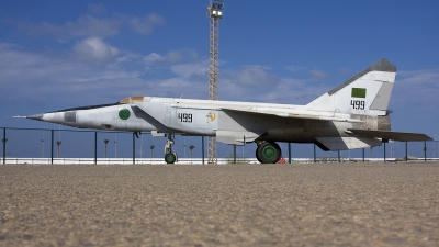 Photo ID 42586 by Chris Lofting. Libya Air Force Mikoyan Gurevich MiG 25RBK, 499