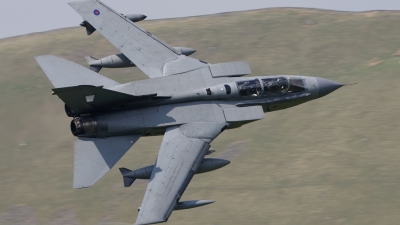 Photo ID 42654 by Barry Swann. UK Air Force Panavia Tornado GR4, ZA609