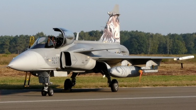 Photo ID 42887 by Bart Hoekstra. Czech Republic Air Force Saab JAS 39C Gripen, 9237