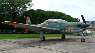 Photo ID 43057 by Martin Kubo. Argentina Air Force Embraer EMB 312A Tucano, E 101