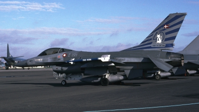 Photo ID 43685 by Tom Gibbons. Denmark Air Force General Dynamics F 16A Fighting Falcon, E 191