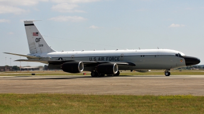 Photo ID 44149 by PAUL CALLAGHAN. USA Air Force Boeing RC 135S Cobra Ball 717 148, 62 4128