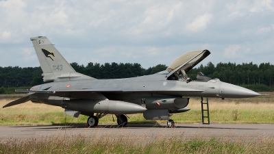 Photo ID 44211 by Lieuwe Hofstra. Italy Air Force General Dynamics F 16A ADF Fighting Falcon, MM7243