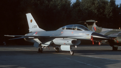 Photo ID 44202 by Henk Schuitemaker. Netherlands Air Force General Dynamics F 16B Fighting Falcon, J 259